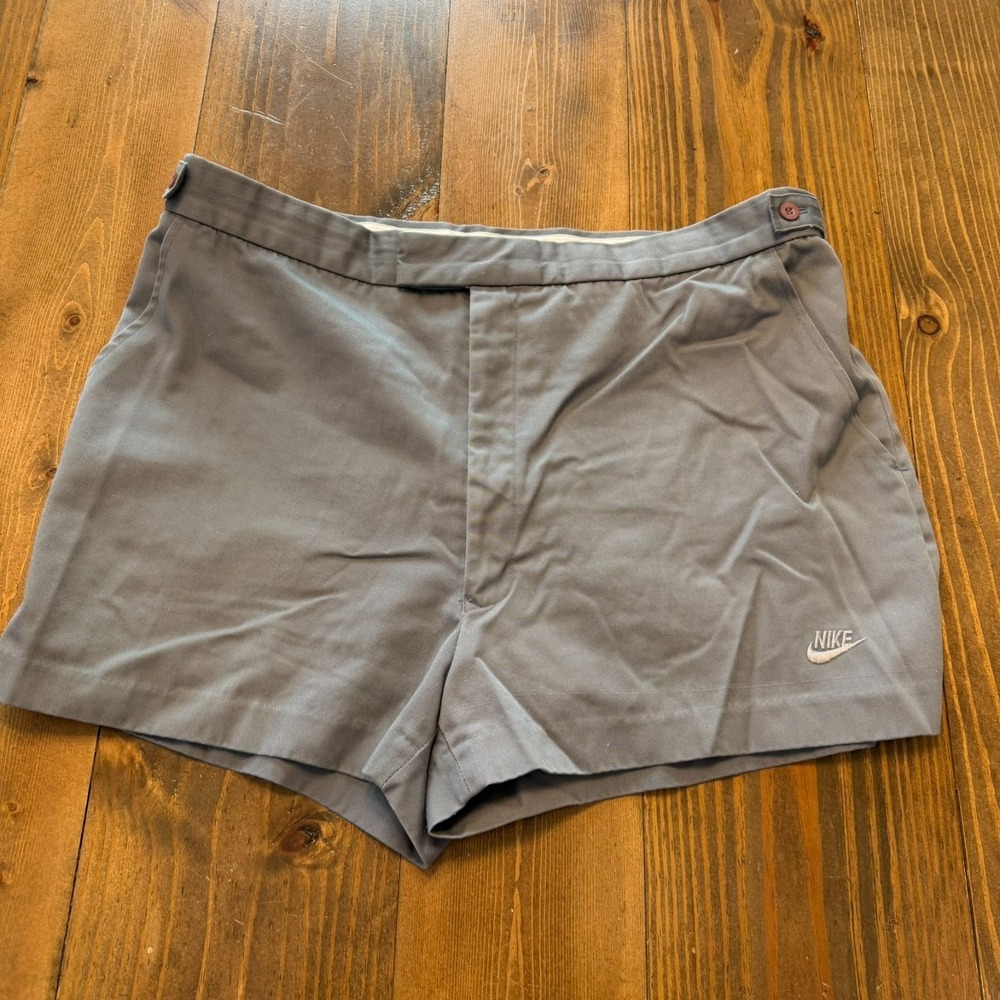 NIKE Vintage Tennis Shorts Mens‎ Size 38 Gray Cotton Side Tab 2.5" Inseam
